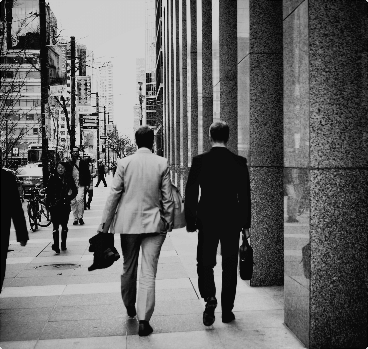 Des personnes dans la rue